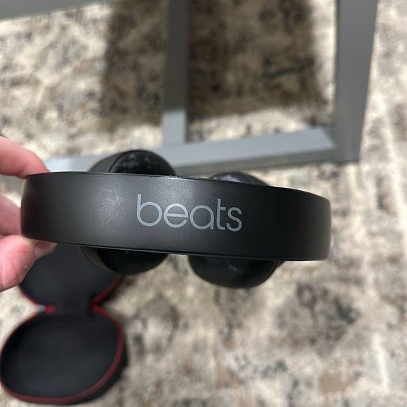 Beats Studio Wireless - Black - Picture 6 of 6